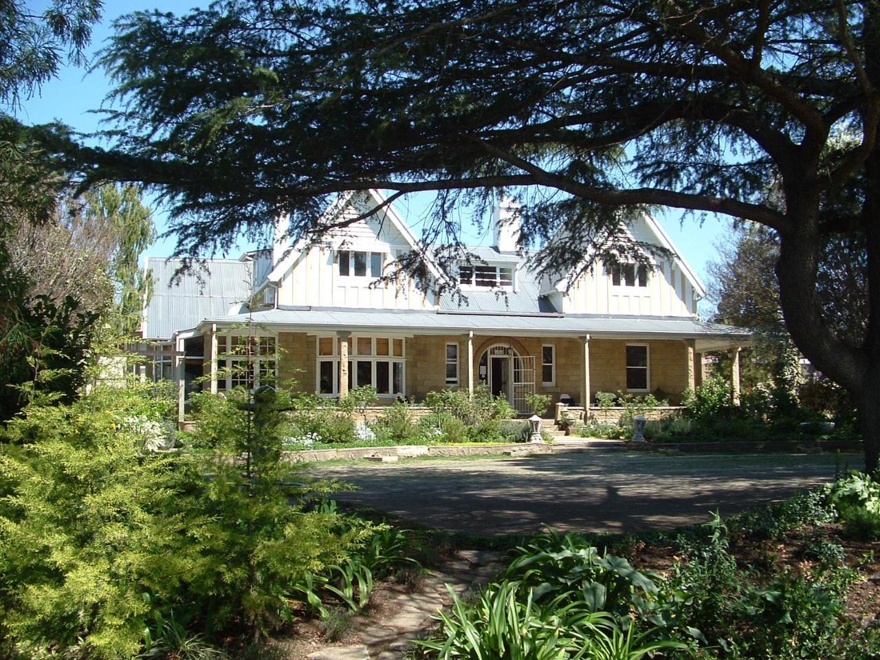 Shady Pines Guest House Harrismith Extérieur photo