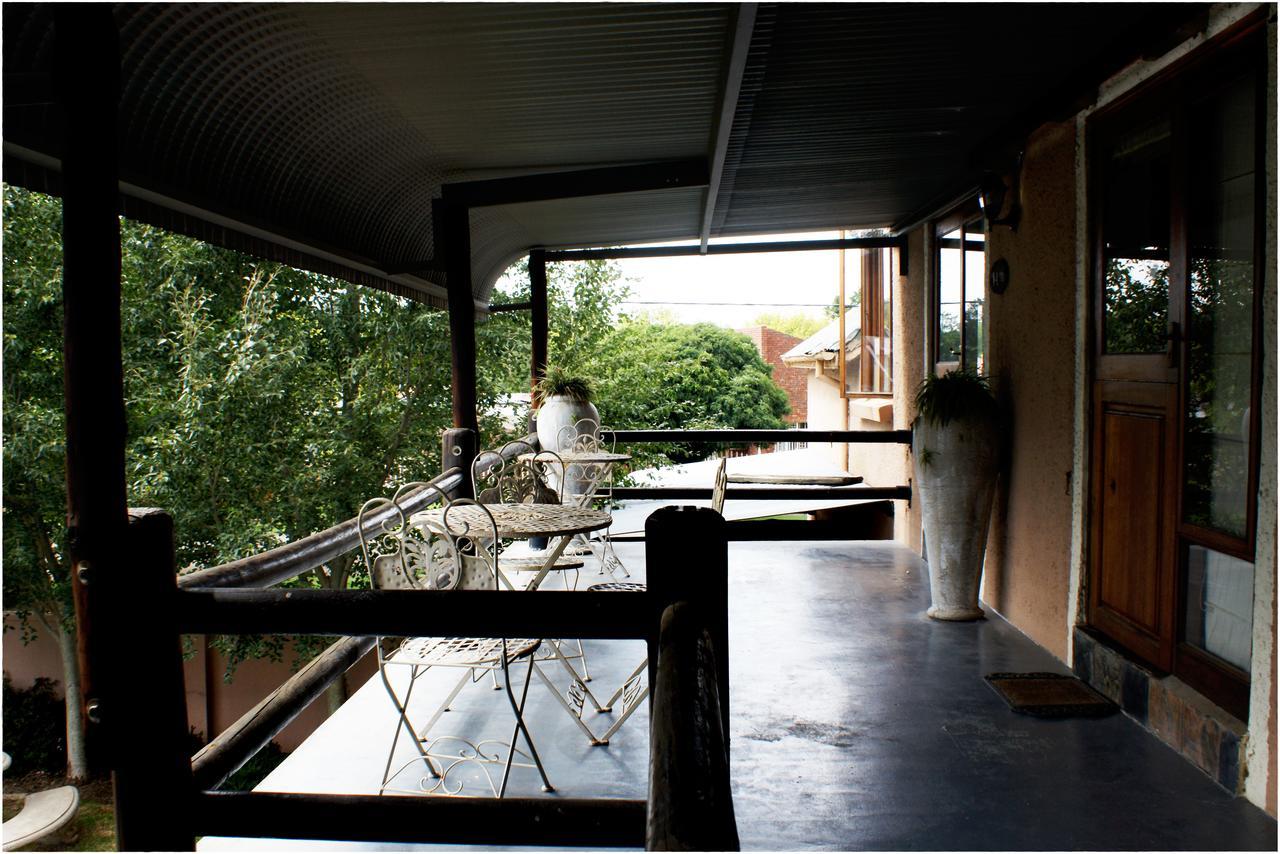 Shady Pines Guest House Harrismith Extérieur photo